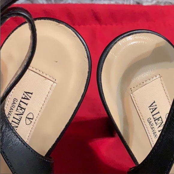 Authentic Valentino Rock Studded platform heels - Picture 5 of 8